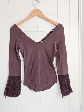 Free People Mauve V-Neck Long Sleeve Top with Lace Bell Sleeves-Size S